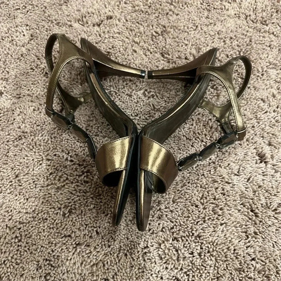 New with flaw Fioni 6.5 bronze copper metallic jewel dress sandals shoes heels - Picture 5 of 13